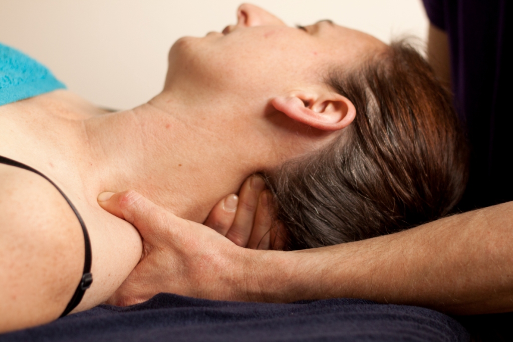 Soft tissue therapy for dysfunctional breathing